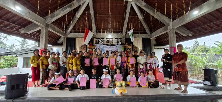 MENGHADIRI UNDANGAN BULAN BAHASA BALI VIII DESA ADAT PANGKUNGKARUNG GEDE WARSA 2026